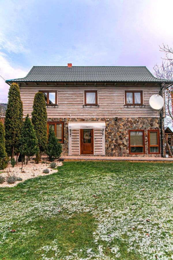 Котедж У Марка Jaremtsche Exterior foto